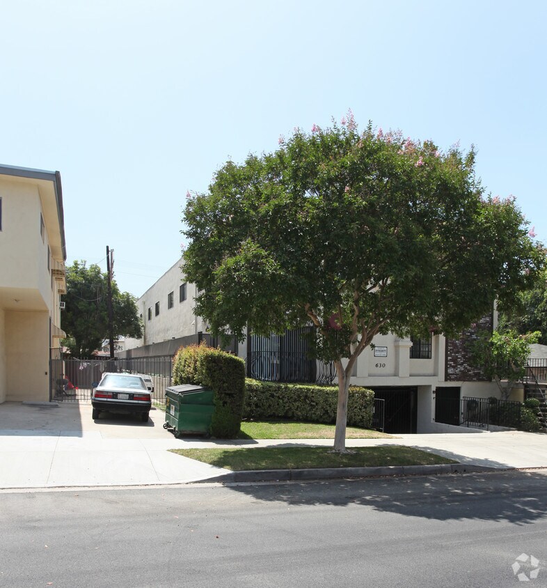 Foto del edificio - 630 E Santa Anita Ave