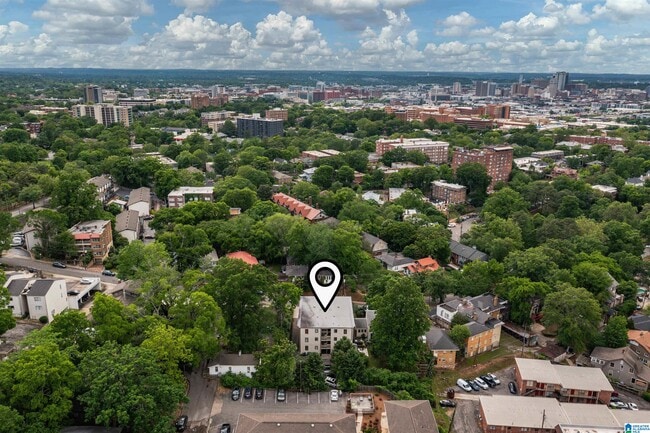 Building Photo - 1305 31st St S