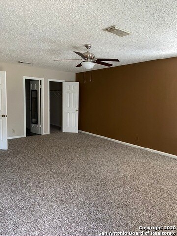 Building Photo - 9038 Mountain Field Dr