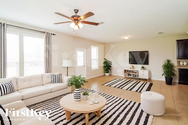 Foto del edificio - 10514 Century Farm Dr