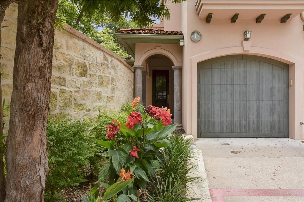 Foto principal - 1529 Barton Springs Rd