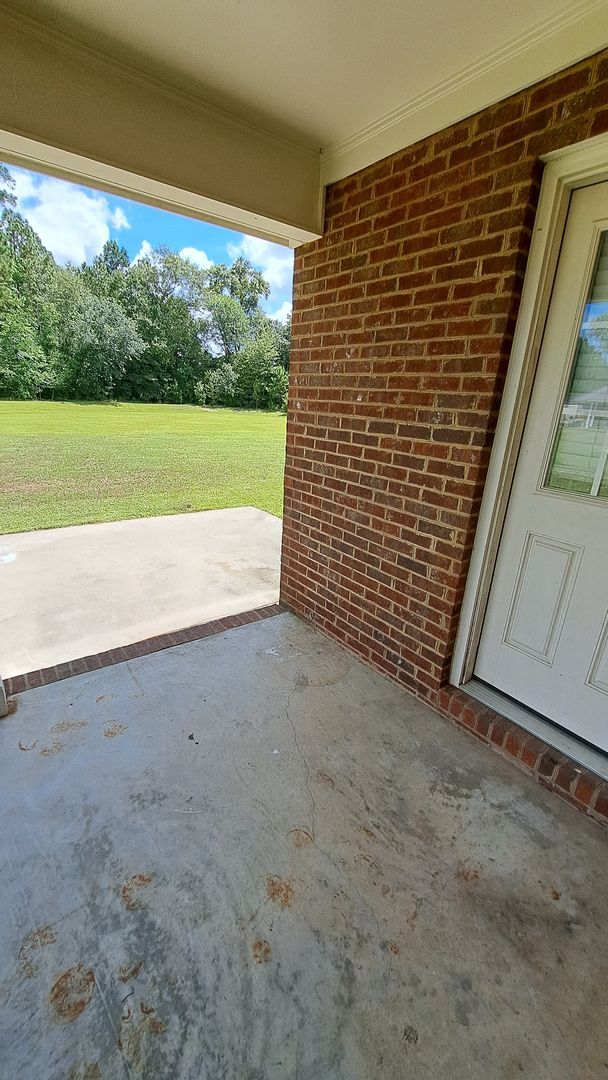 Building Photo - 110 Magnolia Ct