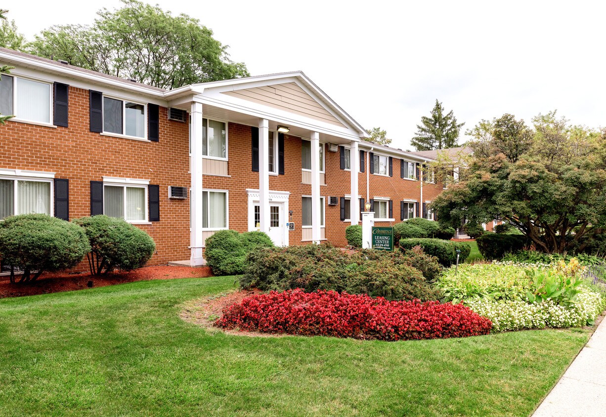 Cambridge Apartments Apartments 6954 N Inkster Rd Dearborn Heights, MI