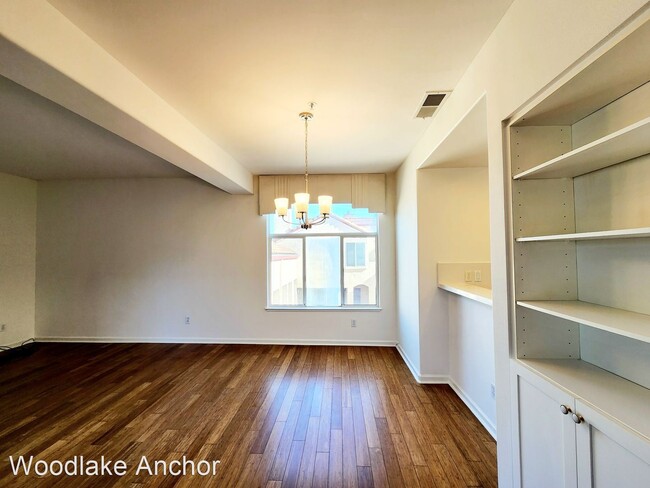 Building Photo - 2 br, 2 bath House - 1951 O'Farrell Street...