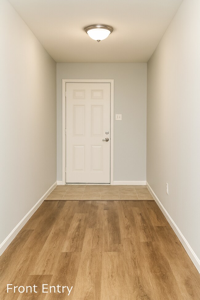 Building Photo - 16782 Fallen Timbers Dr