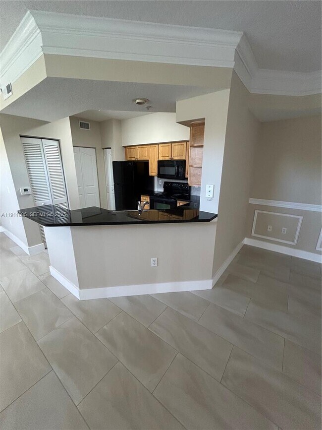 Foto del edificio - 2032 Alta Meadows Ln