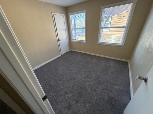 Foto del edificio - 702 Viewcrest Dr