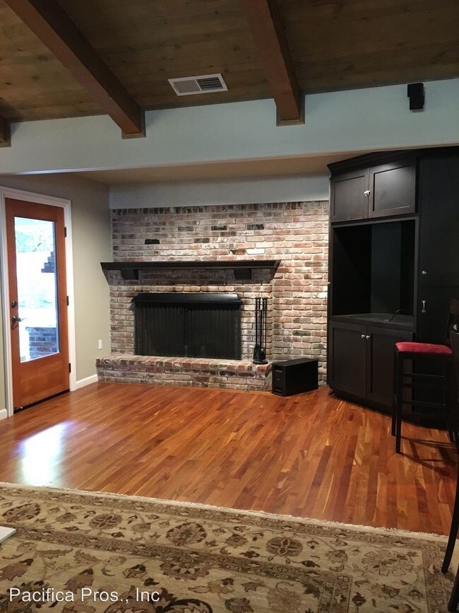 Building Photo - 4401 Ashton Dr