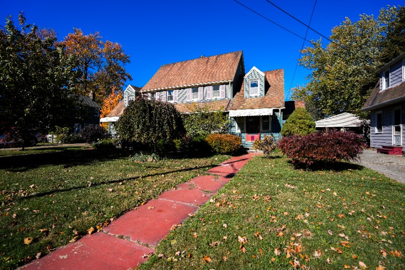 Primary Photo - 1525 D St