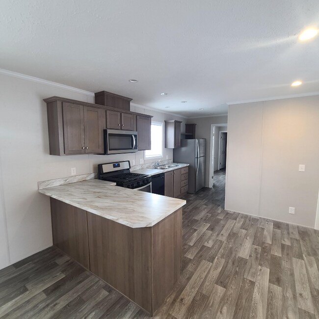 606 Dover Dr, Bismarck, ND 58504 House Rental in Bismarck, ND