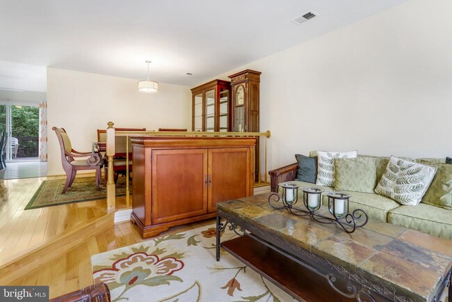 Building Photo - 7415 Salford Ct