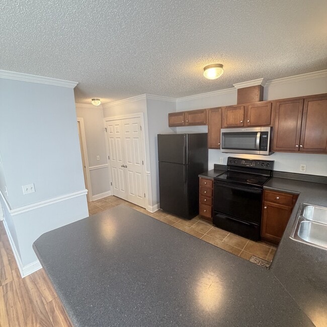Building Photo - 4235 Dudleys Grant Dr