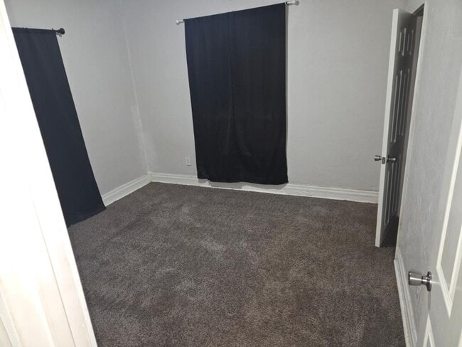 Foto del edificio - 413.5 E Washington Ave