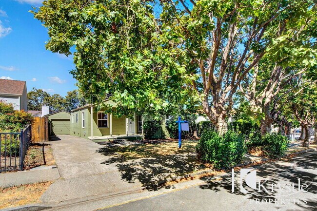 Foto del edificio - 579 Cedar St