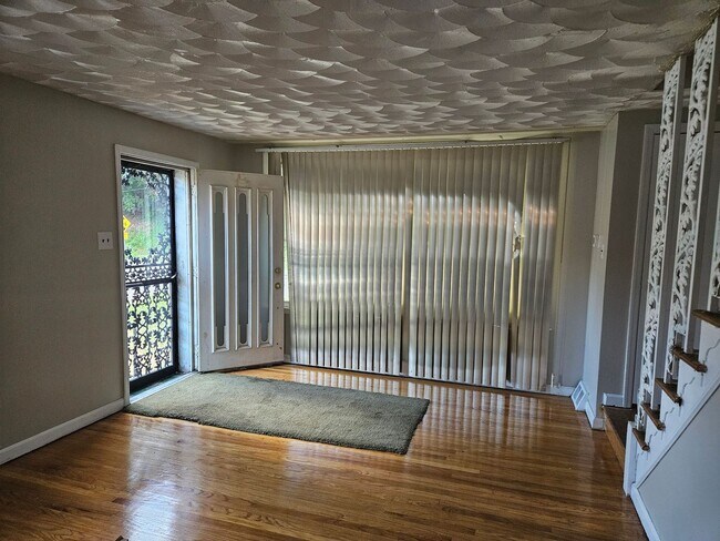 Foto del edificio - 1301 Kerlin St
