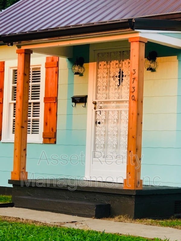 Photo - 3730 Speedway Cir House