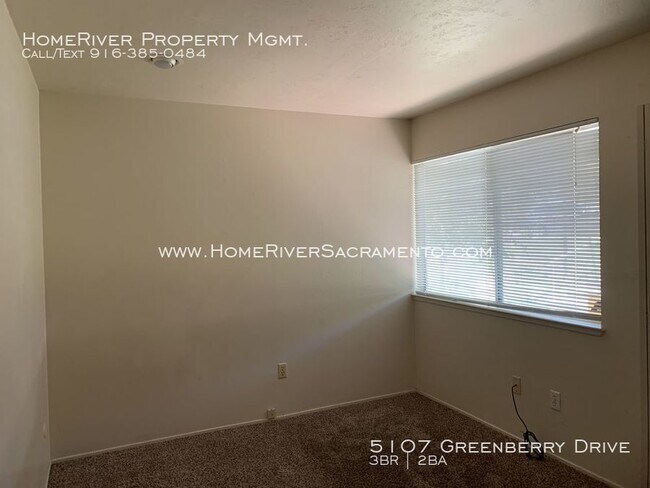 Foto del edificio - 5107 Greenberry Dr