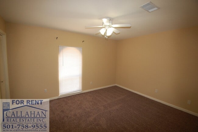 Building Photo - Little Rock 4 Bedroom Home