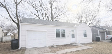 Building Photo - 2502 S Mead St