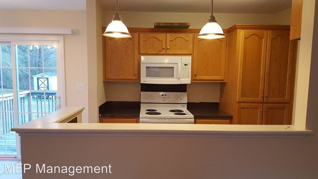 Building Photo - 1492 Ontario Dr