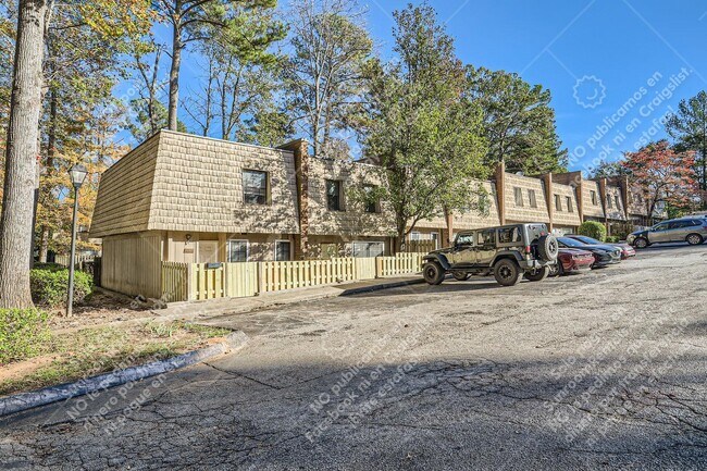 Building Photo - 6424 Woodstone Way