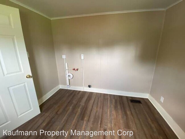 Foto del edificio - 3 br, 1 bath House - 2414 N Clinton Street
