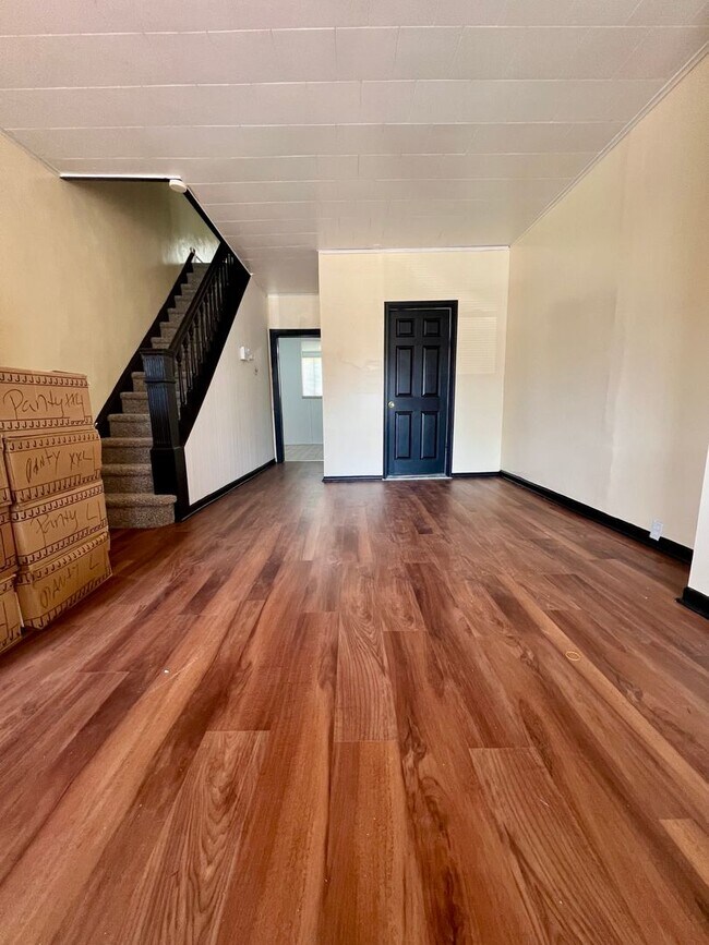 Foto del edificio - Stunning 3-Bedroom Townhome in Frankford! Available NOW!