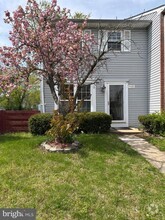 Building Photo - 9652 Baron Pl