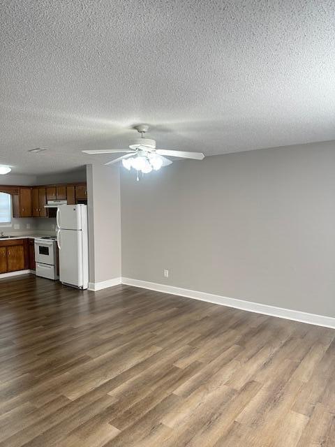 Building Photo - 1239 Village Way