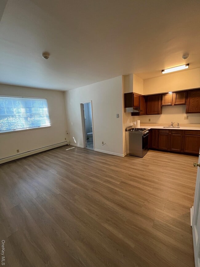 Foto del edificio - 1 N Rockland Ave
