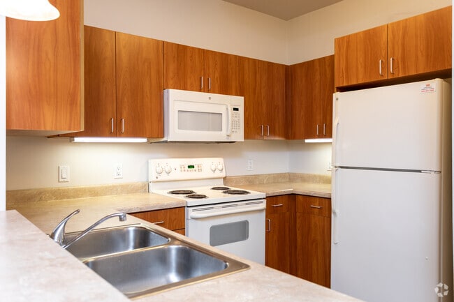 2BR, 2BA - 1,023SF - Kennedy Place