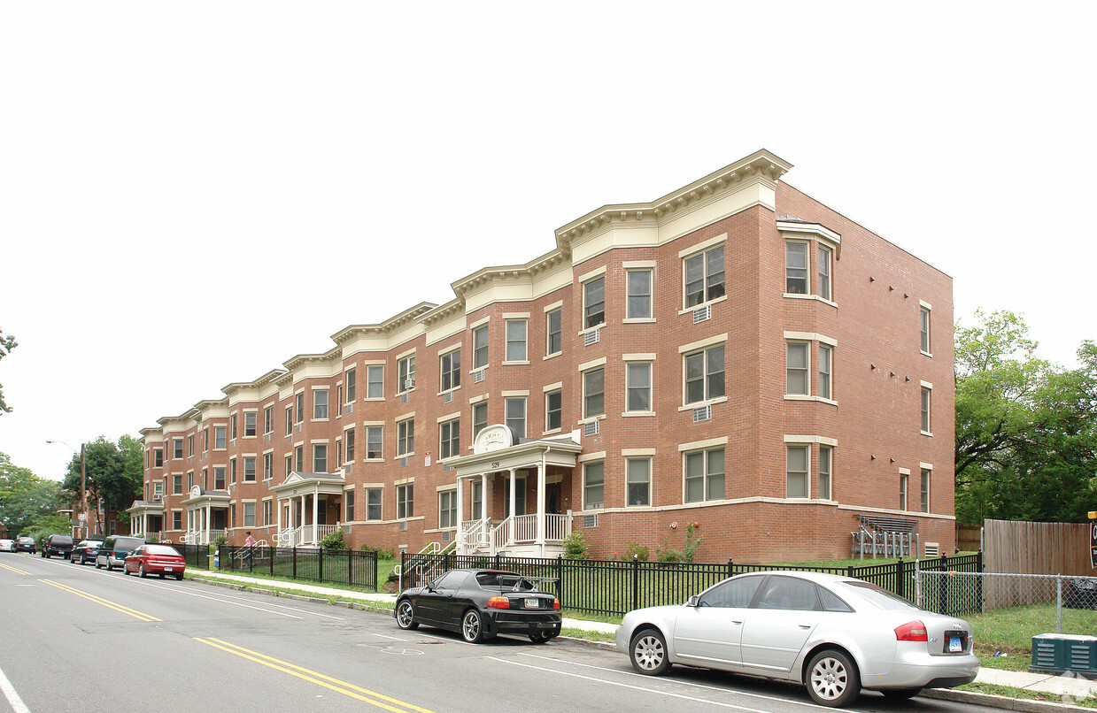 Building Photo - Zion Street