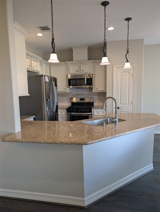 Building Photo - 4222 5th St