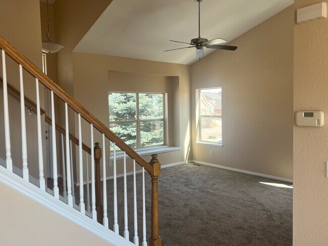 Foto del edificio - 2413 Cinnabar Rd