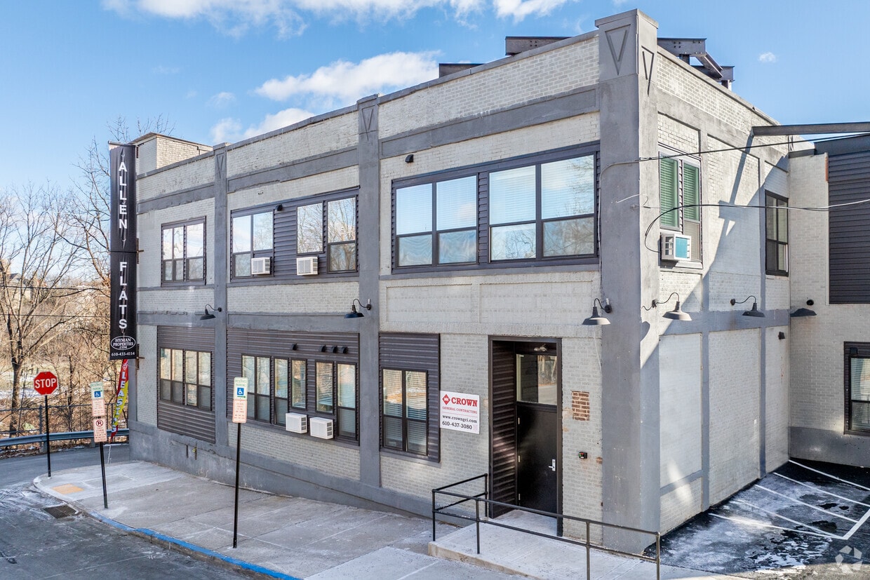 Primary Photo - Allen Flats