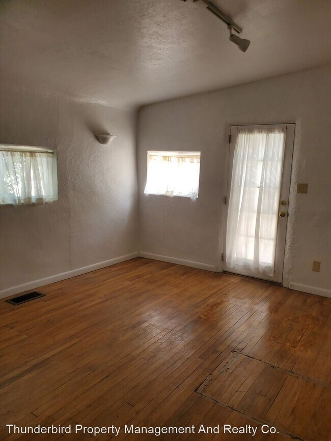 Foto del edificio - 2 br, 1 bath House - 1401 7th Street NW