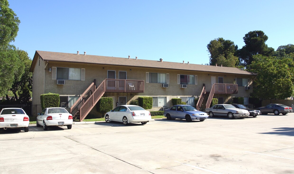 Foto del edificio - 1310 Oakdale Ave