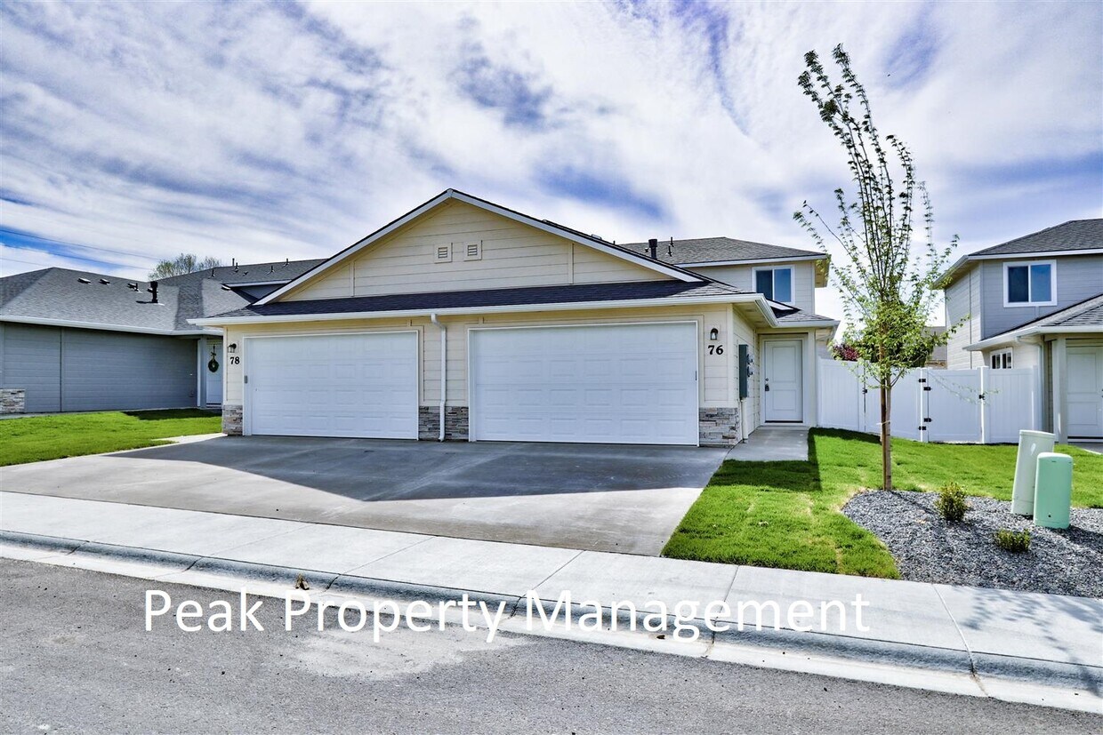 41 S Drifter Loop, Nampa, ID 83651 Townhome Rentals in Nampa ID