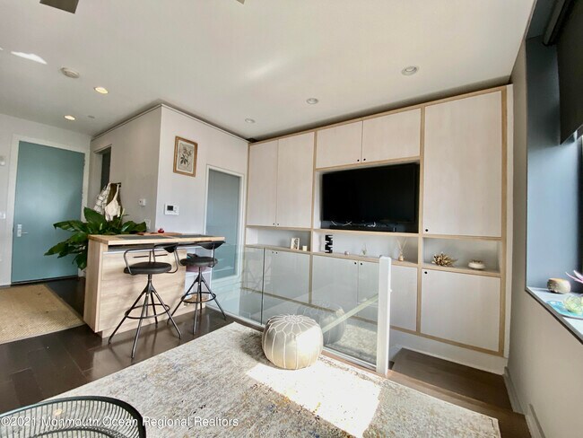 Foto del edificio - 601 Bangs Ave