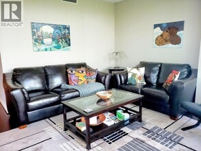 Building Photo - 638 Beach Crescent