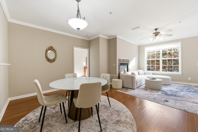 Foto del edificio - 4805 W Village Way