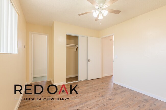Foto del edificio - ~2 Weeks Free~ Cozy, Charming Top Floor On...