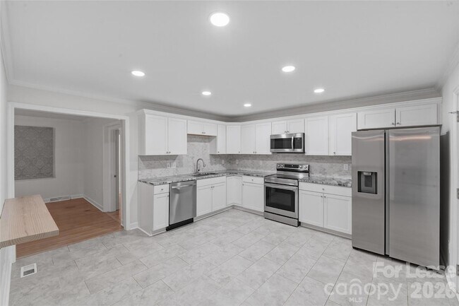 Foto del edificio - 4212 Hammett St