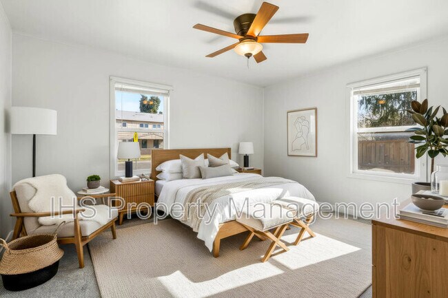 Foto del edificio - 1105 Thayer Dr