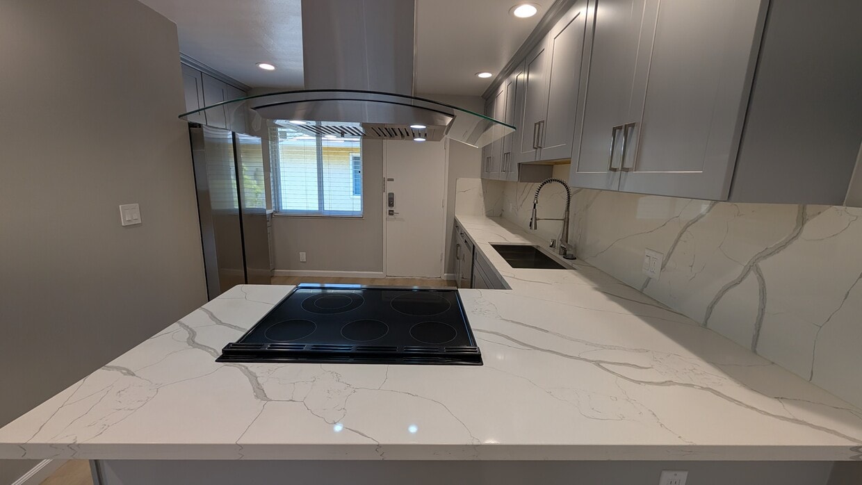 Cover - Kitchen - 676 Grand Fir Ave