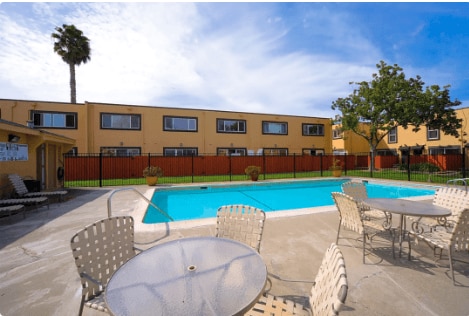 Building Photo - Vineyard Townhomes
