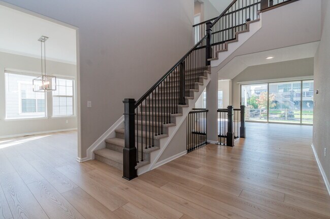 Foto del edificio - 1389 Lyons Ln