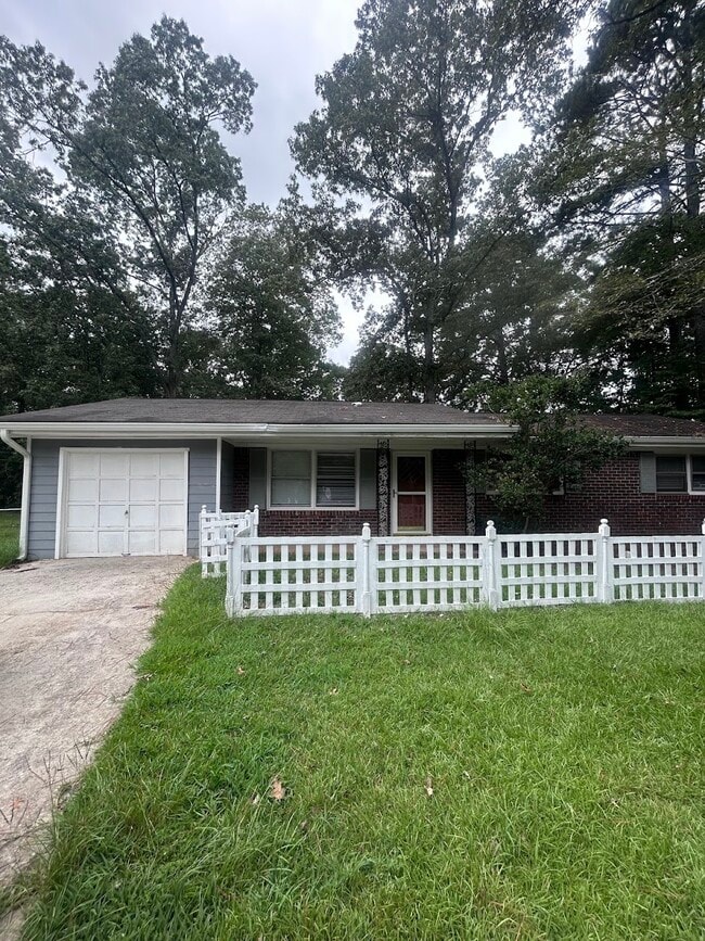 Building Photo - 4180 Fox Ct