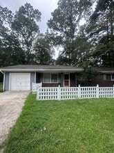 Building Photo - 4180 Fox Ct