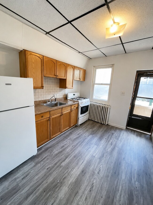 Building Photo - 3089 Weikel St